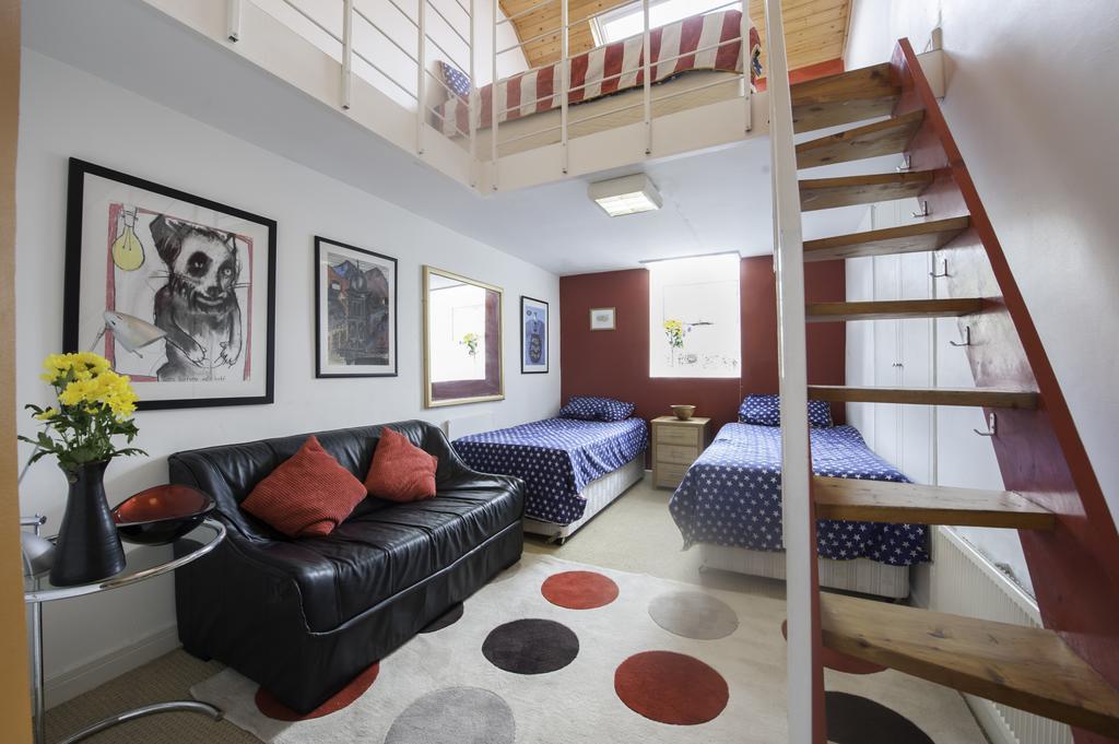 The Dyehouse Bed & Breakfast Уотърфорд Стая снимка