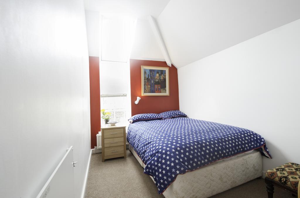 The Dyehouse Bed & Breakfast Уотърфорд Стая снимка